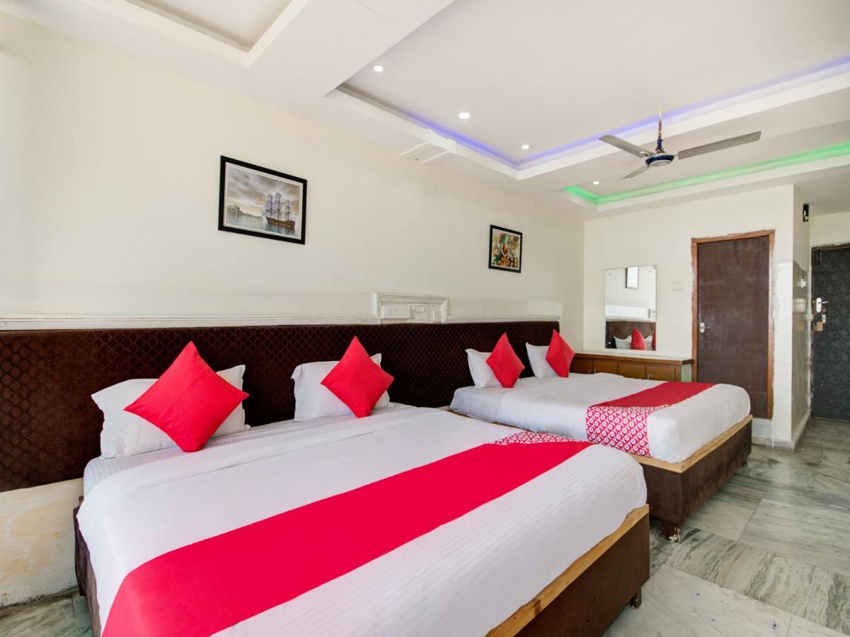 Oyo 69511 Hotel Sea E Pearl Visakhapatnam Extérieur photo