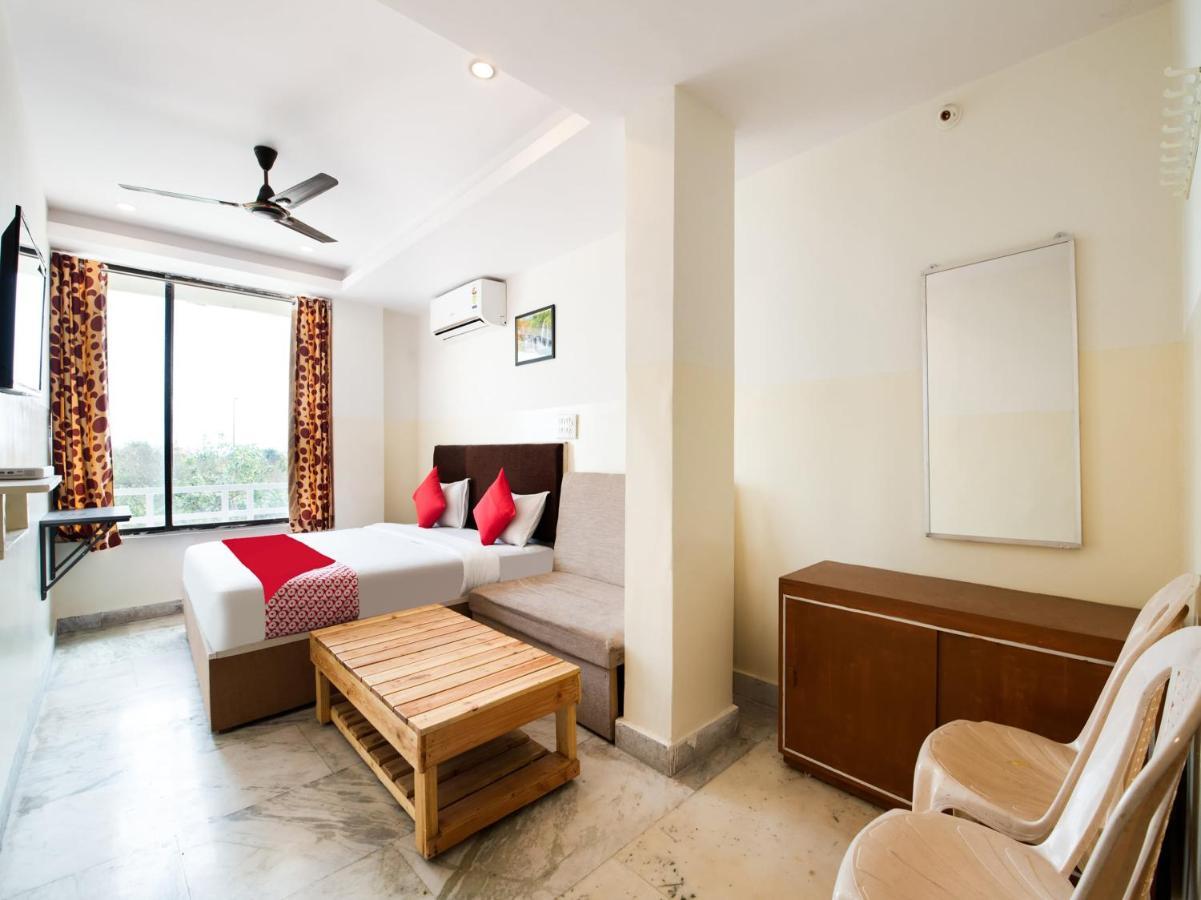 Oyo 69511 Hotel Sea E Pearl Visakhapatnam Extérieur photo