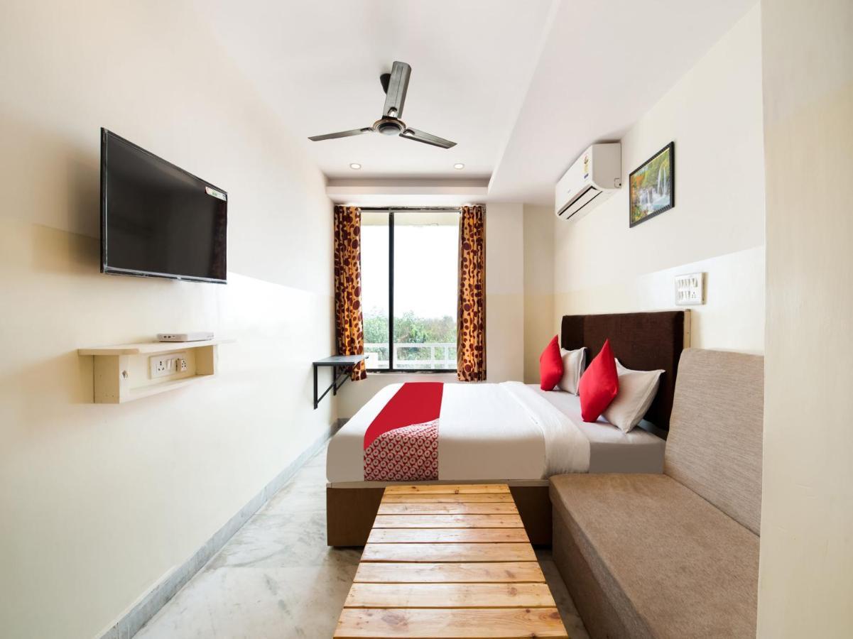 Oyo 69511 Hotel Sea E Pearl Visakhapatnam Extérieur photo