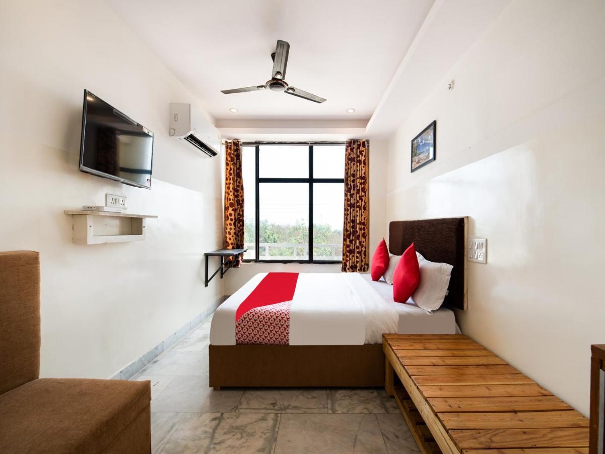 Oyo 69511 Hotel Sea E Pearl Visakhapatnam Extérieur photo
